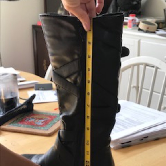 Women's Tall black leather boots - 6 1/2 - Picture 6 of 6